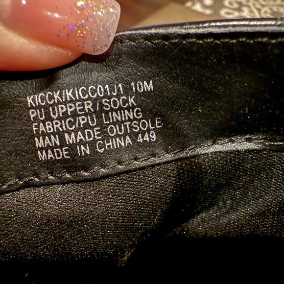 Madden Girl KICCK Croc Black Booties Faux Leather Ankle Chunky Heel Size 10 - Picture 5 of 5